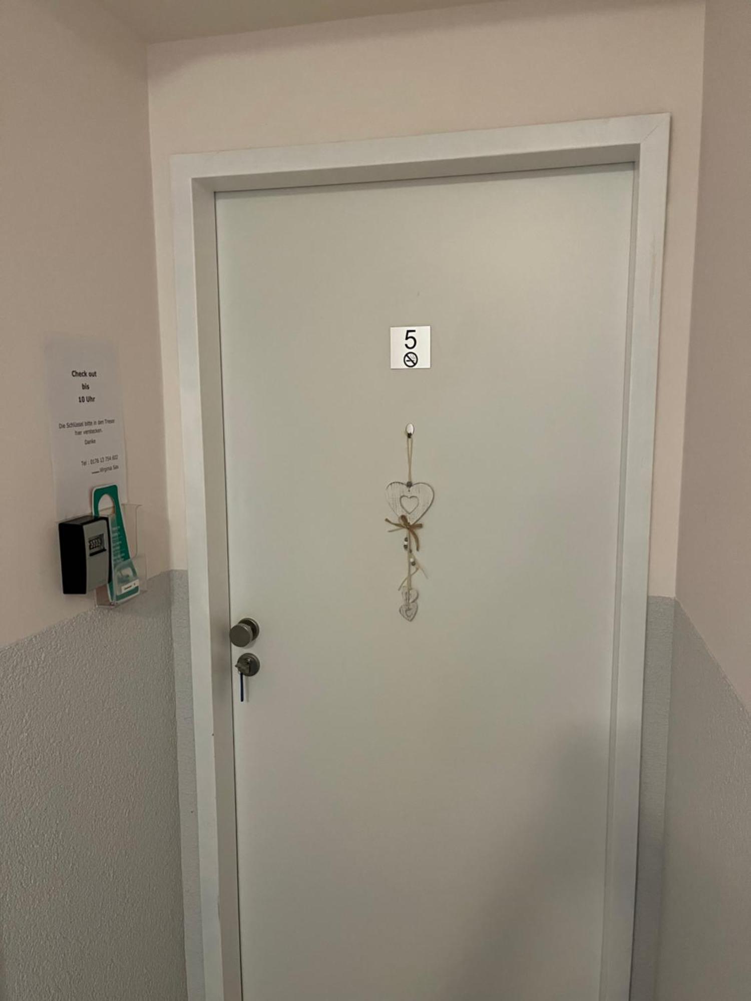 Fremdenzimmer Sas Hueckelhoven Luaran gambar