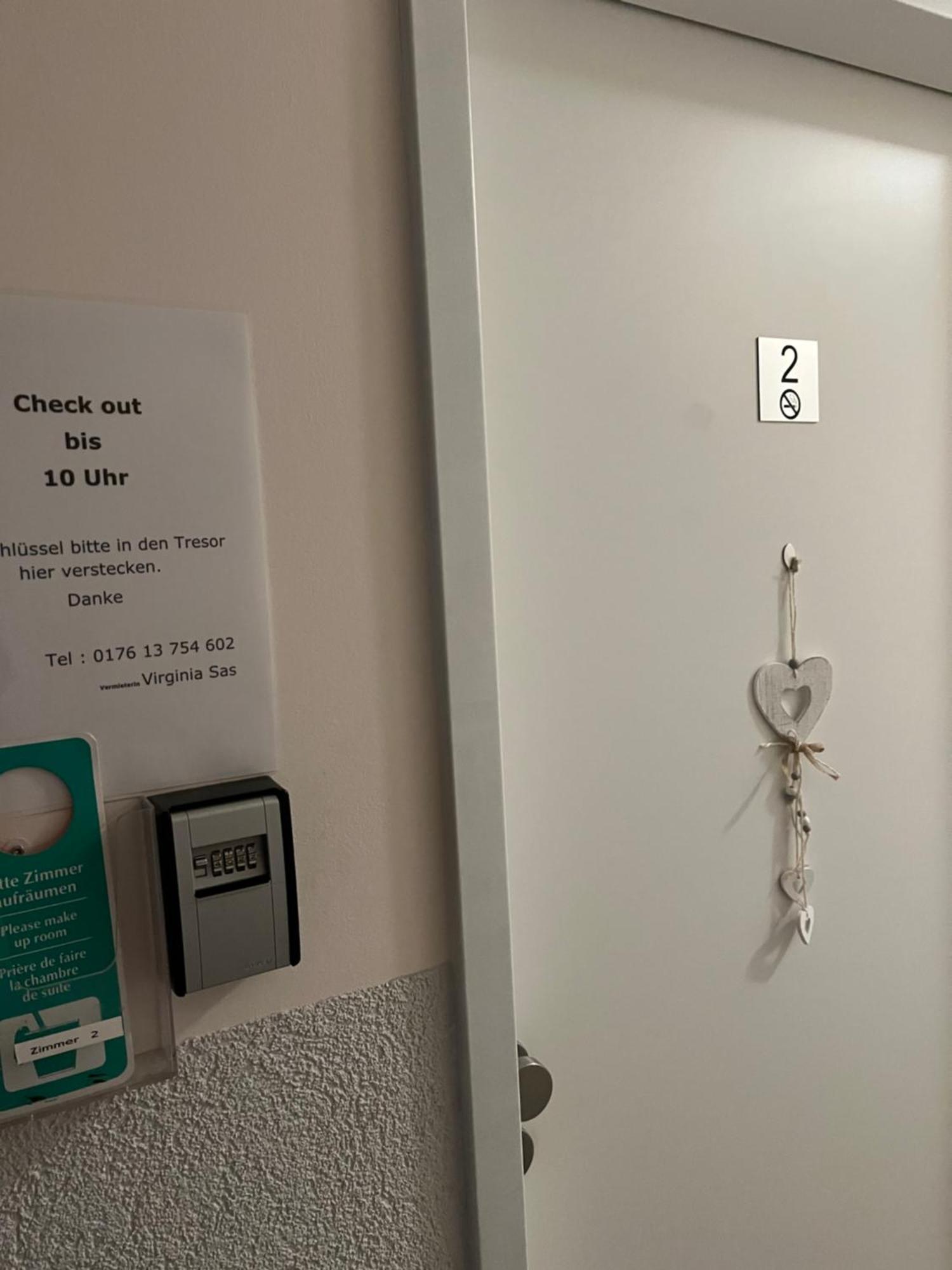 Fremdenzimmer Sas Hueckelhoven Luaran gambar