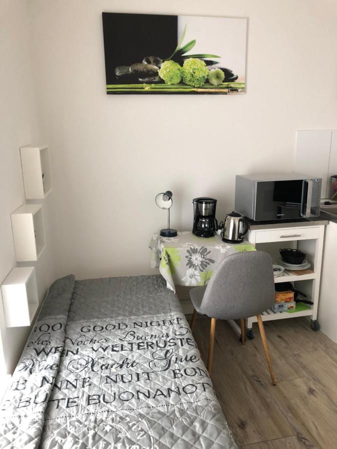 Fremdenzimmer Sas Hueckelhoven Luaran gambar